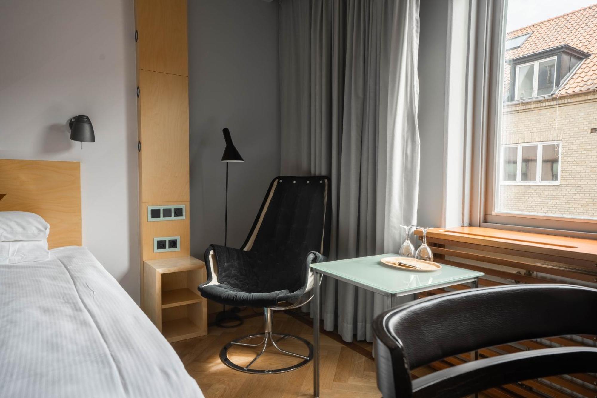 Hotel Lundia Экстерьер фото
